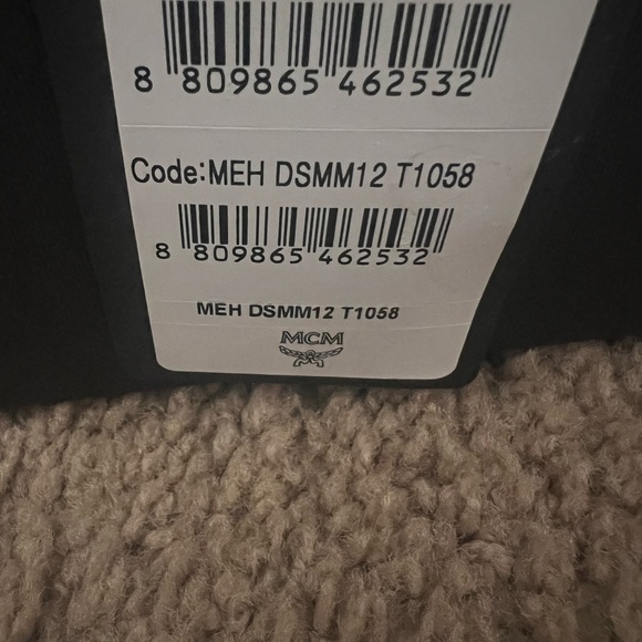 MCM Metallic Logo Bucket Hat - Gold and Black - Picture 5 of 5